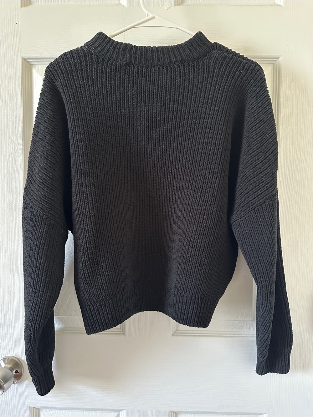 Black Ribbed Crewneck - Picture 2 of 3